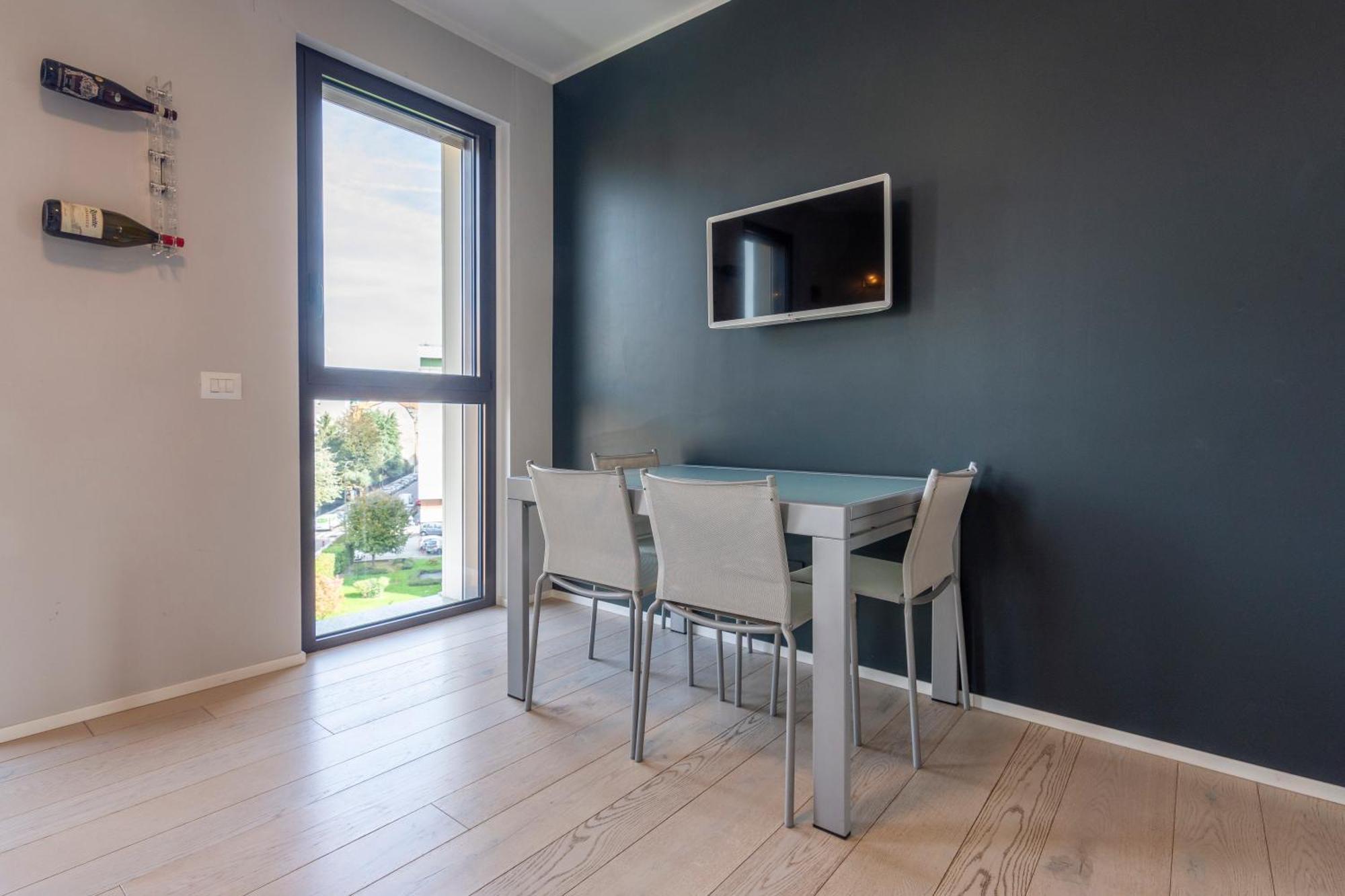 Wolvesdensuite Con Terrazzi E Garage Gratuito Apartamento *